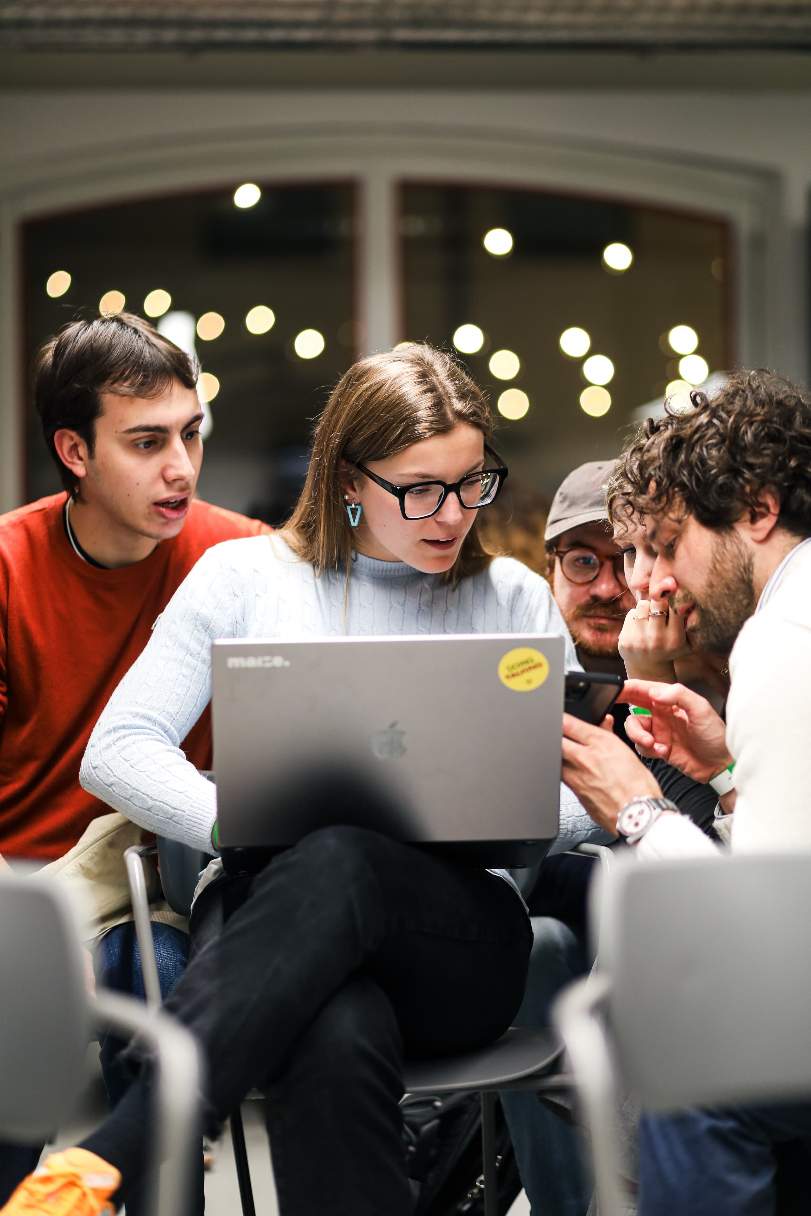 Background-image-community